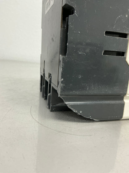 *CHIPPED* New FD3070 3 Poles, 70 Amps, 600 Volts