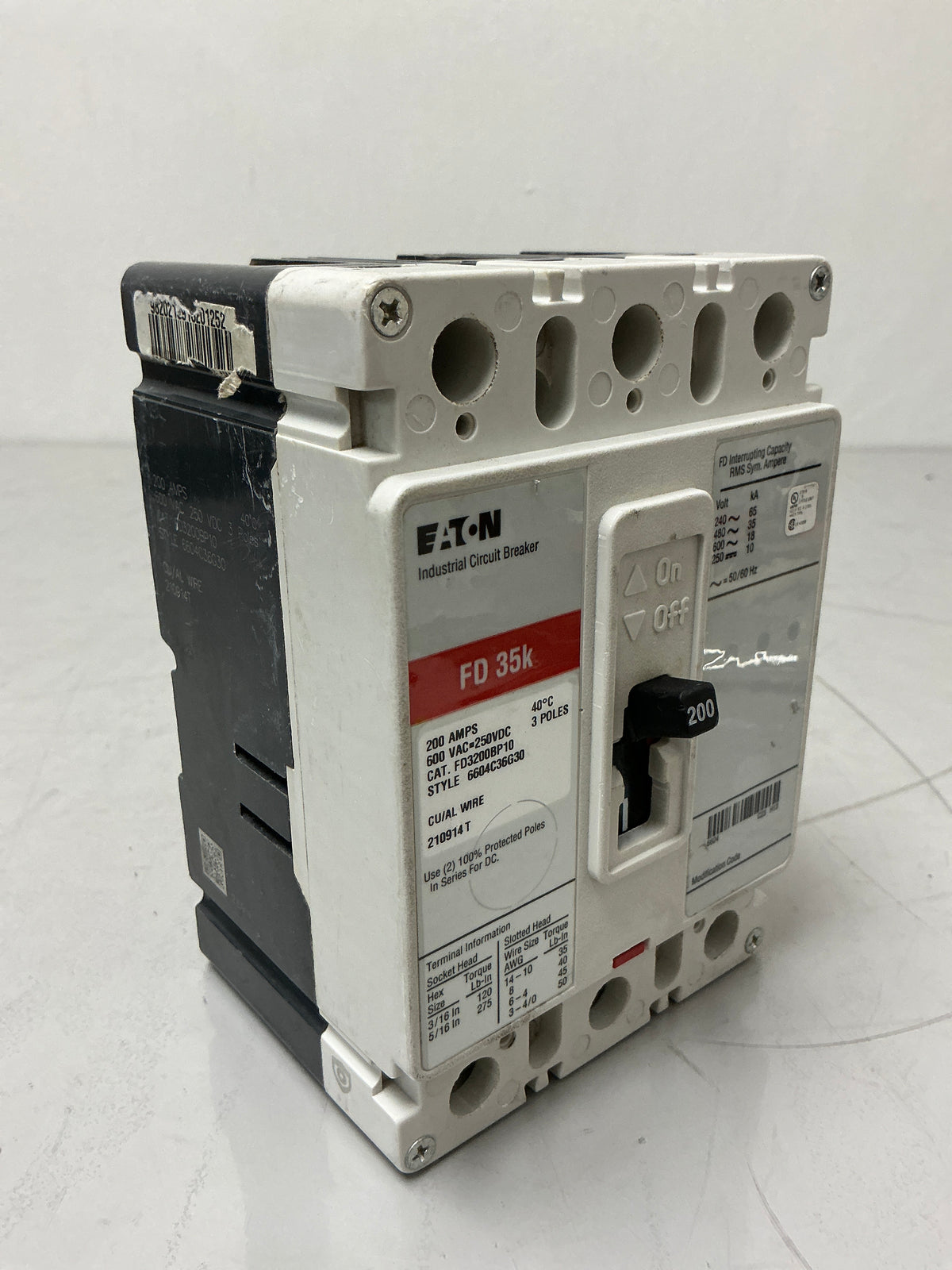 Used Eaton FD3200BP10 3 Pole, 200 Amps, 600 Volts Circuit Breaker