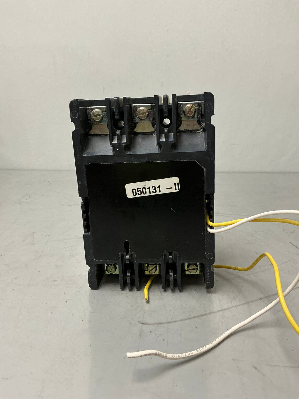 Used Cutler-Hammer EHD3100 whit Shunt trip 3 Pole, 100 Amps, 480 Volts, Circuit Breaker
