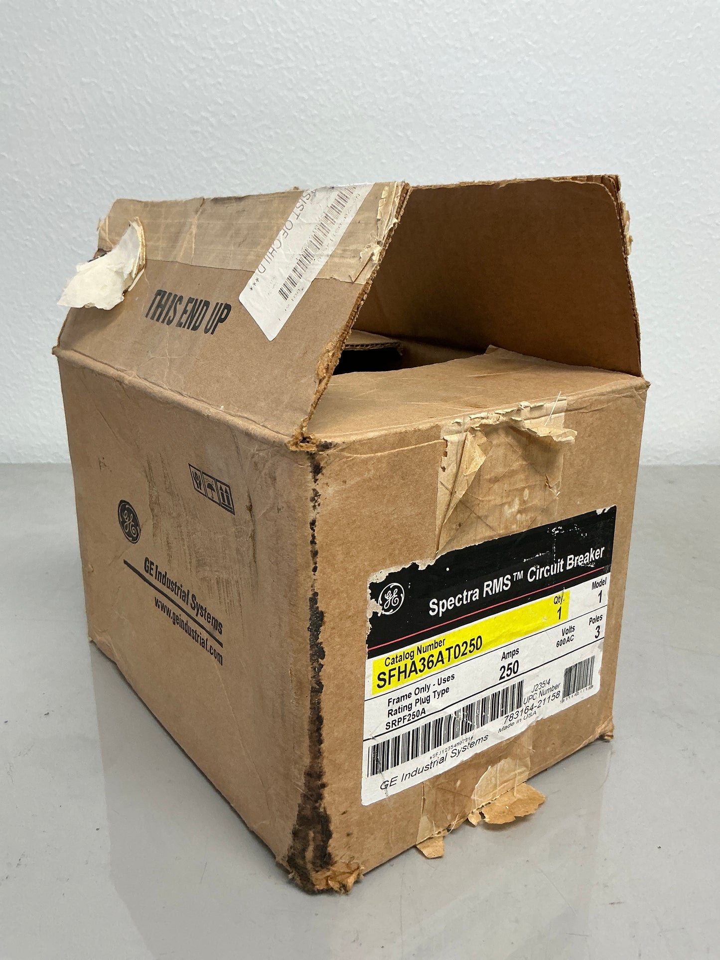 New SFHA36AT0250 3 Poles, 250 Amps, 600 Volts