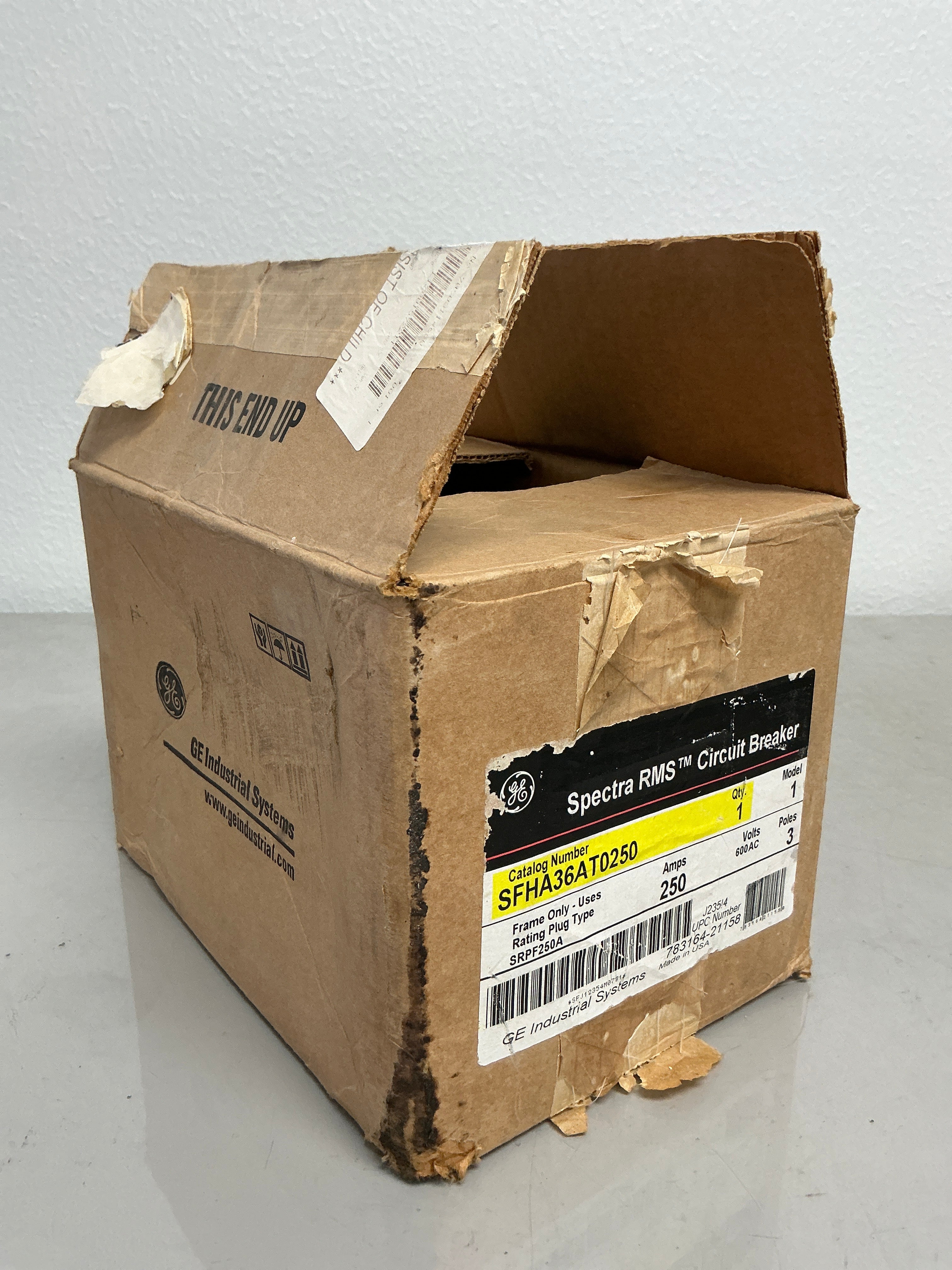 New SFHA36AT0250 3 Poles, 250 Amps, 600 Volts