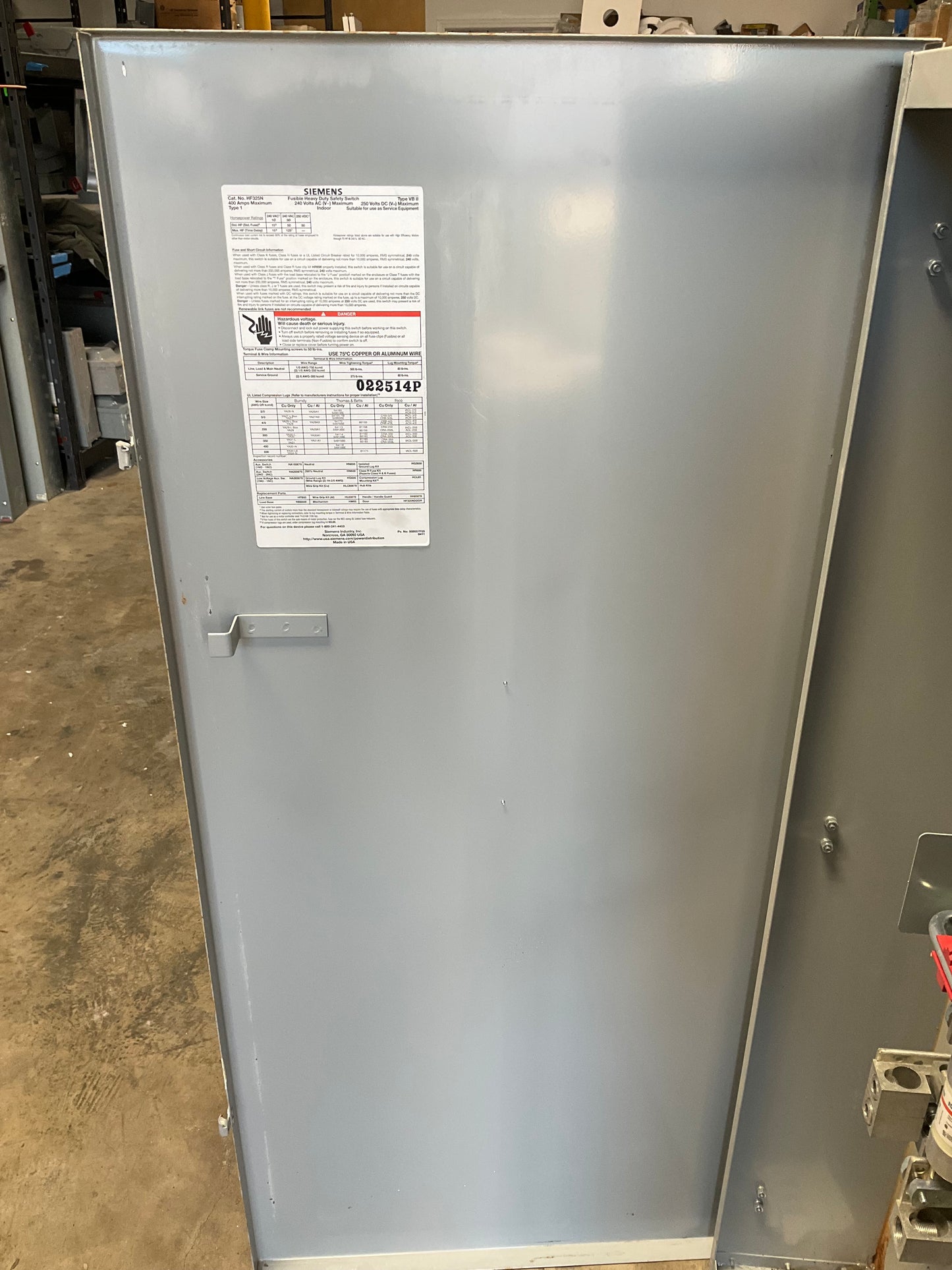 Used Simens HF325N Disconnect 400 Amp 240 Volt Fusible Indoor