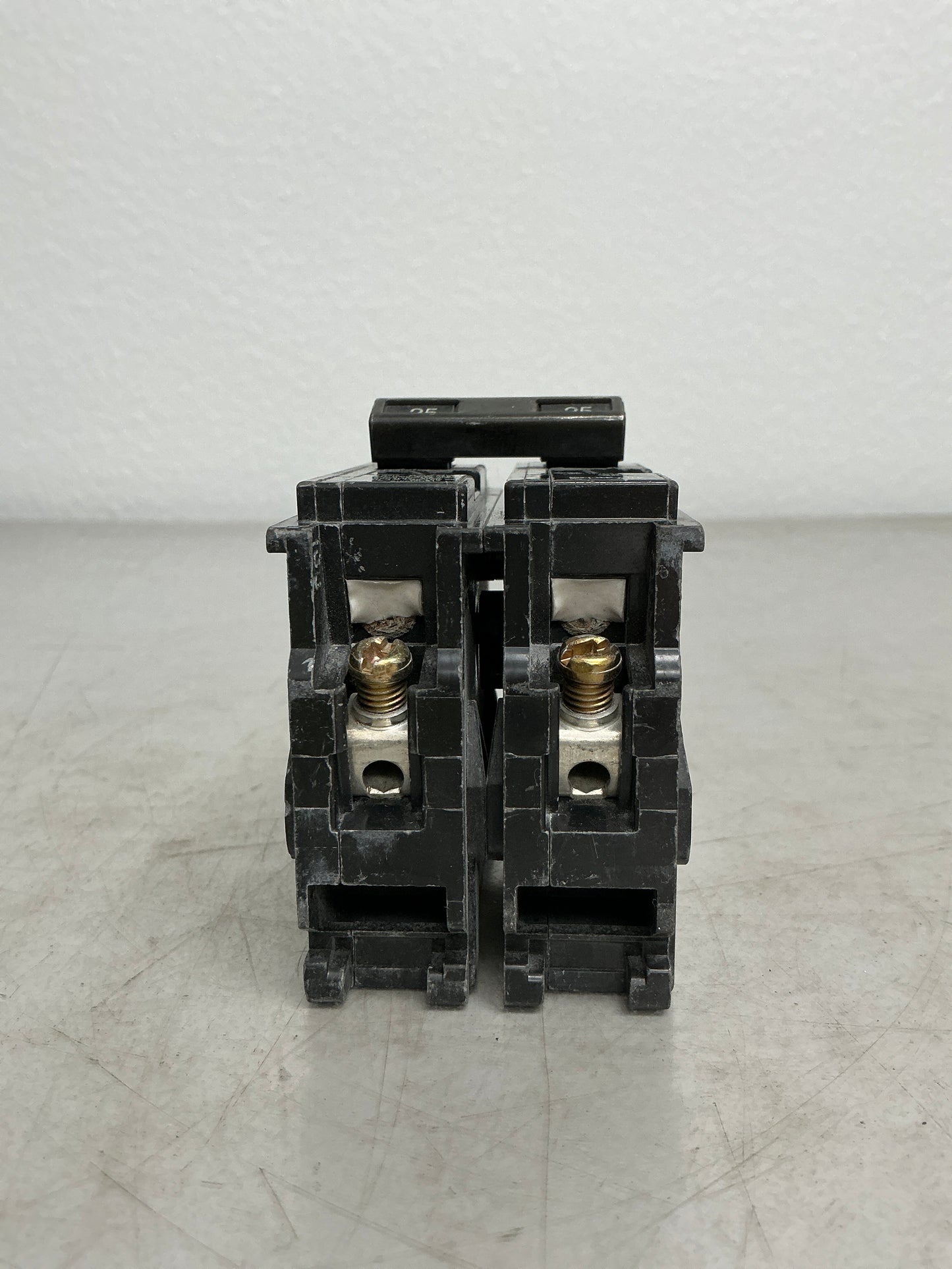 Used Siemens Q225 2 Pole, 25 Amps, 240 Volts