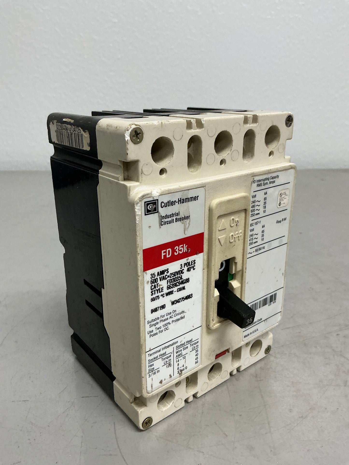 *CHIPPED* Used FD3035L 3 Pole, 35 Amps, 600 Volts