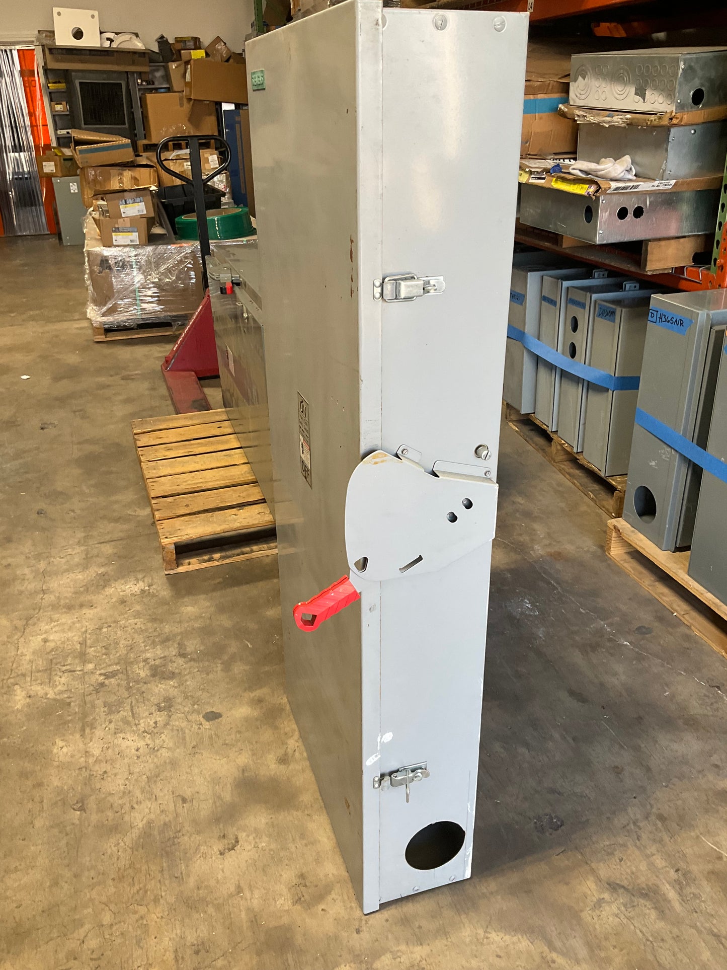 Used Simens HF325N Disconnect 400 Amp 240 Volt Fusible Indoor