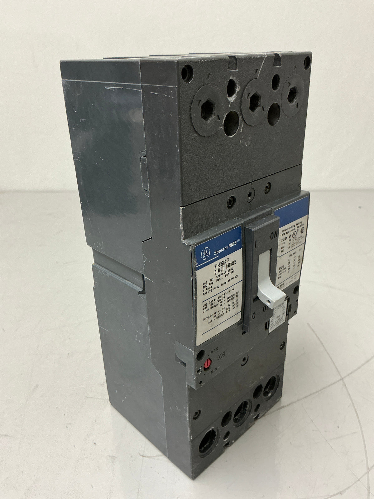 Used GE SFHA36AT0250 3 Pole, 250 Amps, 600 Volts Circuit Breaker
