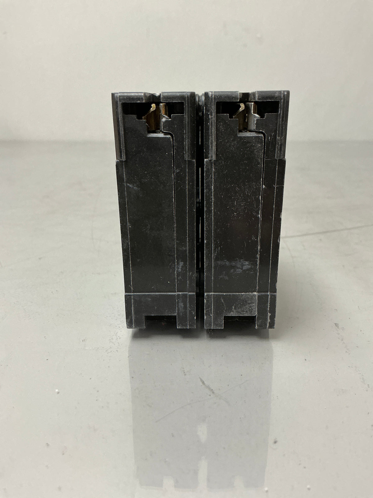 New Eaton BR240 2 Poles, 40Amps, 240 Volts Circuit Breaker