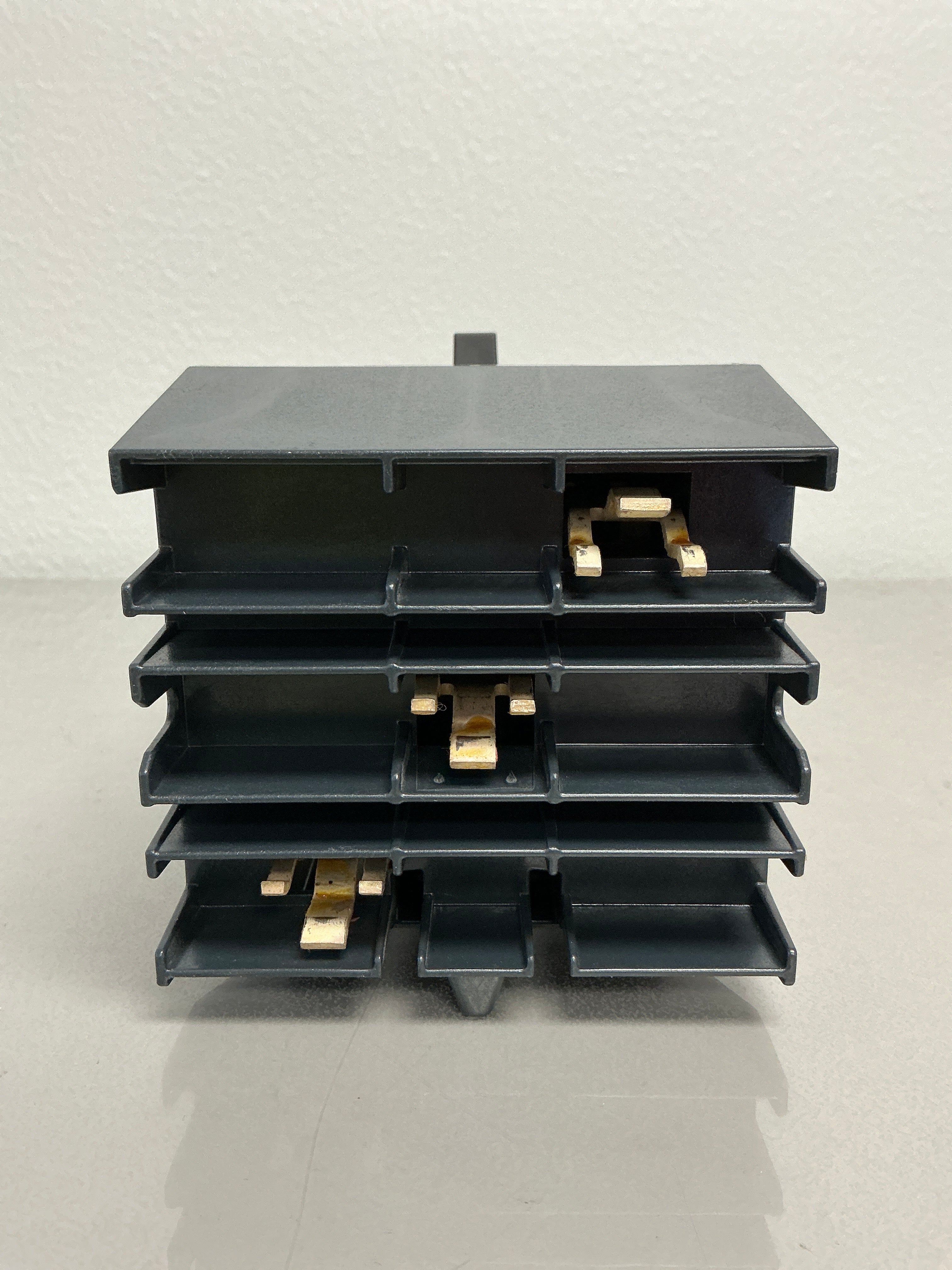 New  Square D BDA34100 3 Pole, 100 Amps, 480 Volts