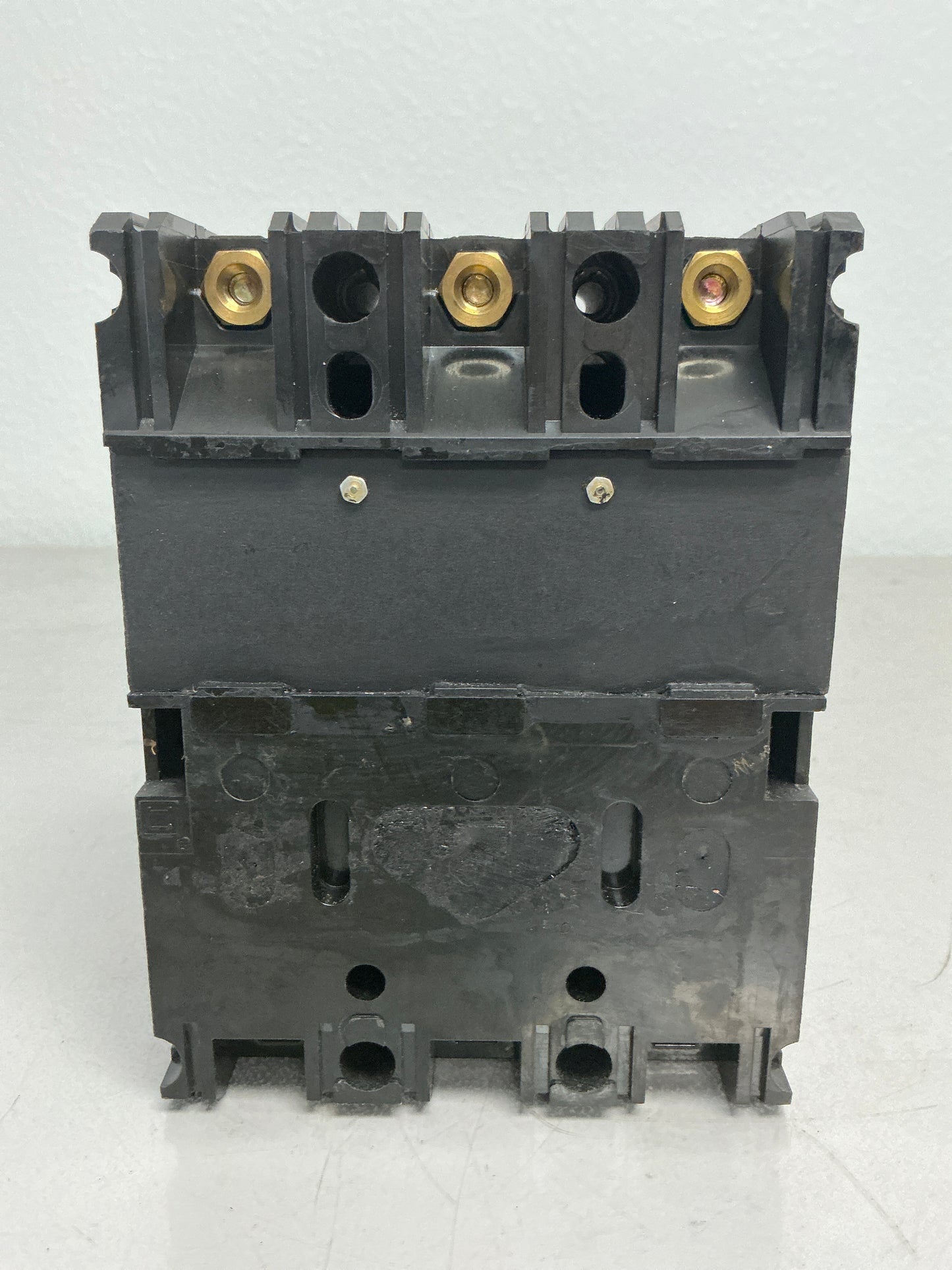 *CHIPPED*Used Square D FAL34100 3 Pole, 100 Amps, 480 Volts