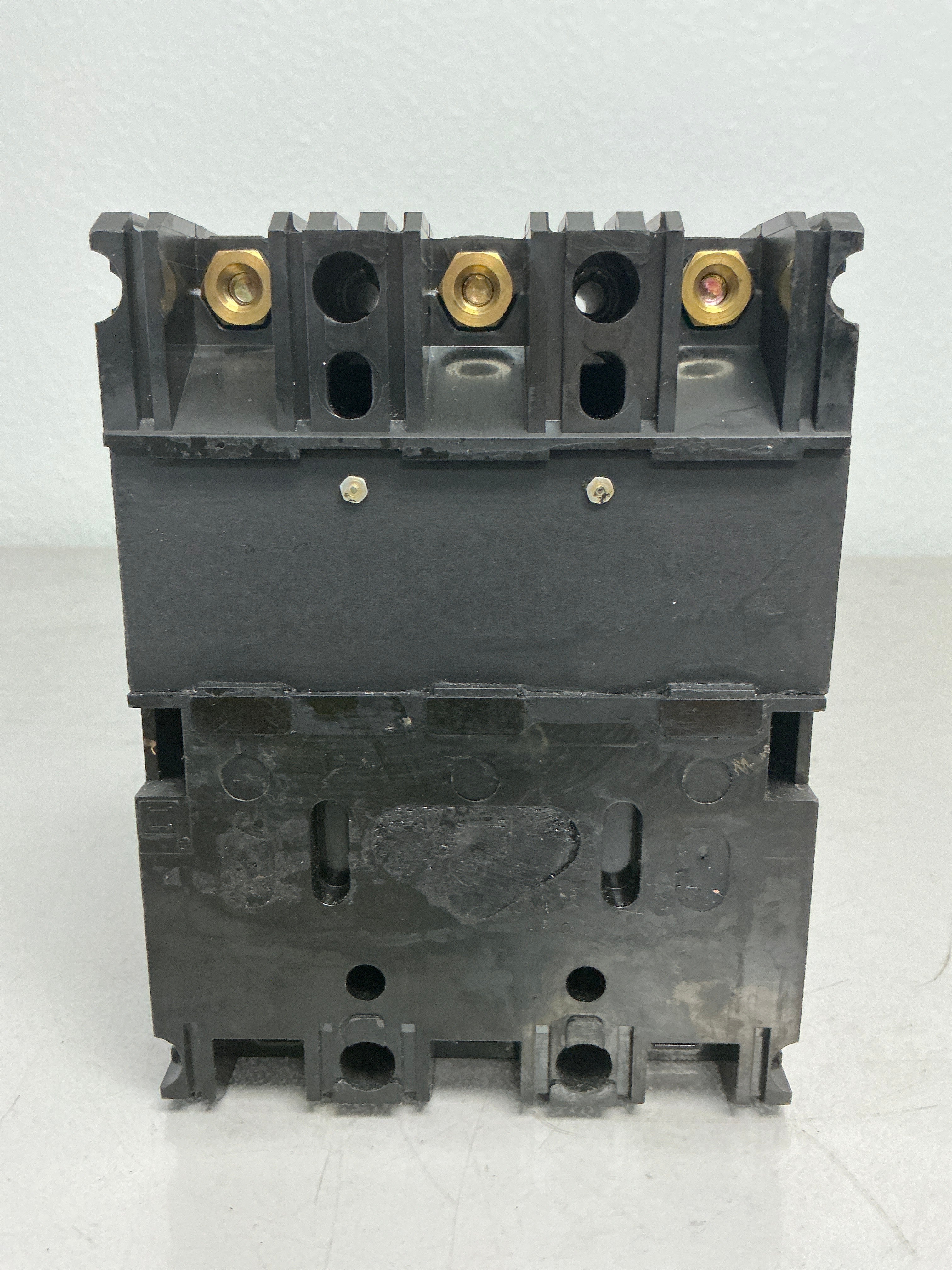 *CHIPPED*Used Square D FAL34100 3 Pole, 100 Amps, 480 Volts