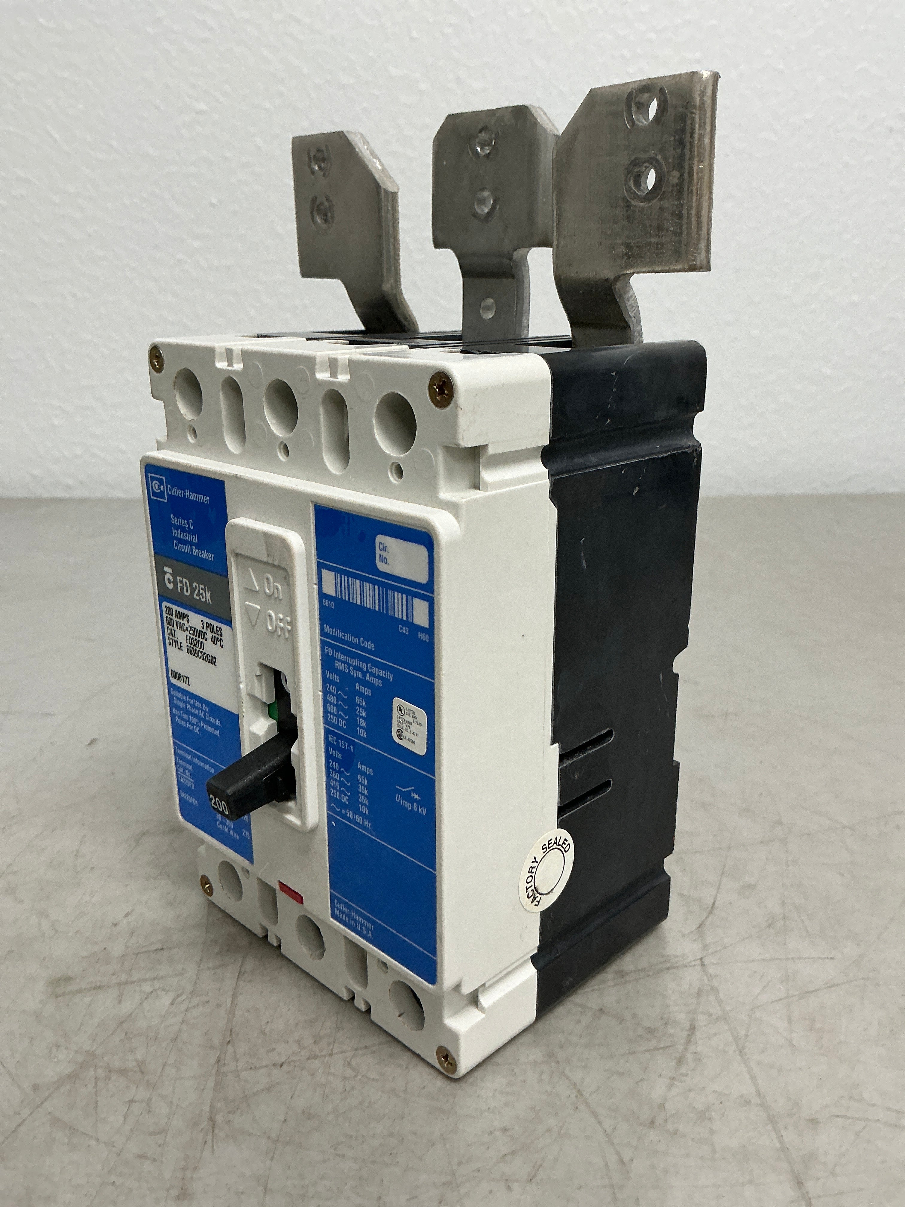 Used FD3200 3 Pole, 200 Amps, 600 Volts Circuit Breaker