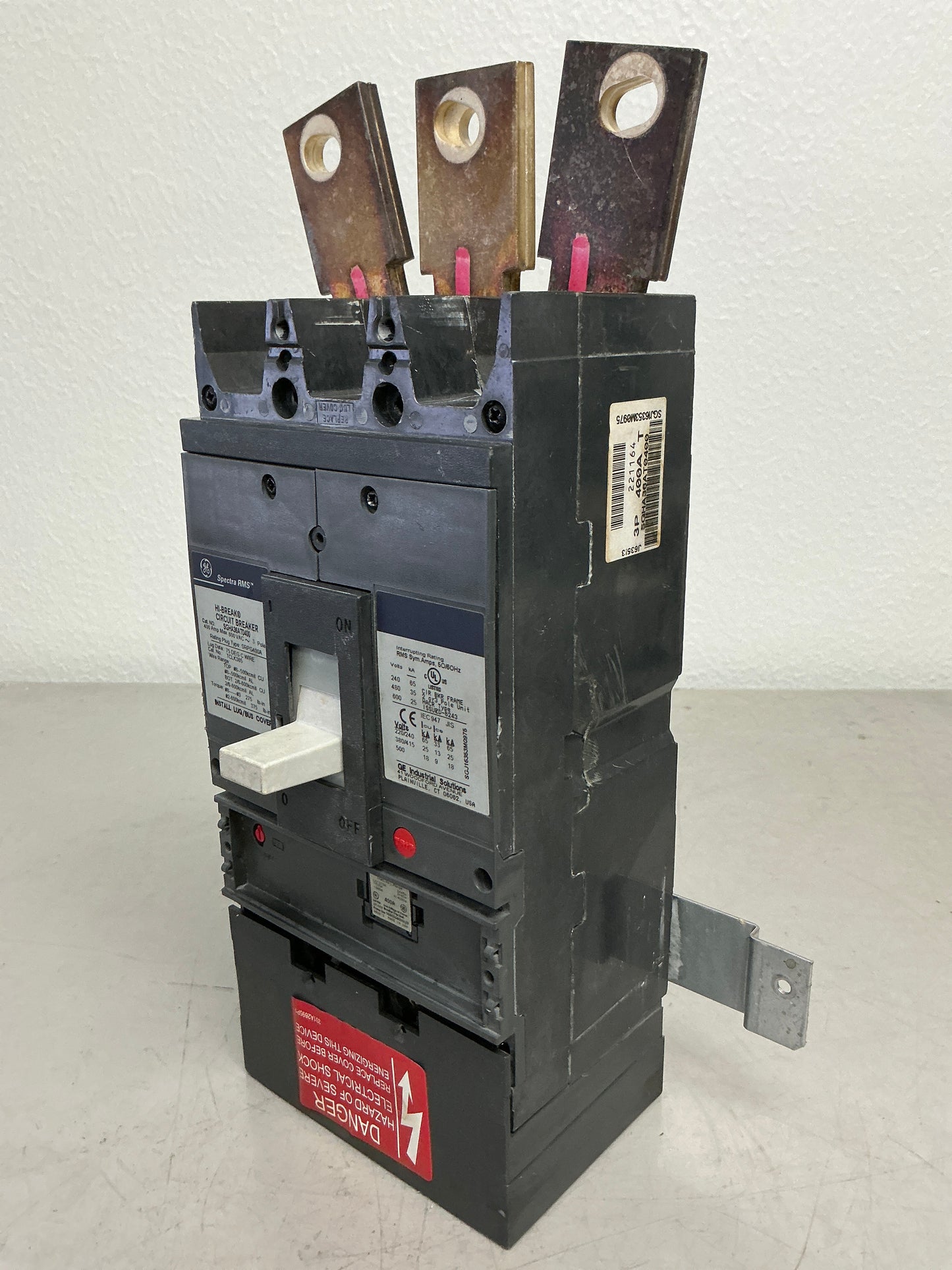 New SGHA36AT0400 3 Pole, 400 Amps, 600 Volts