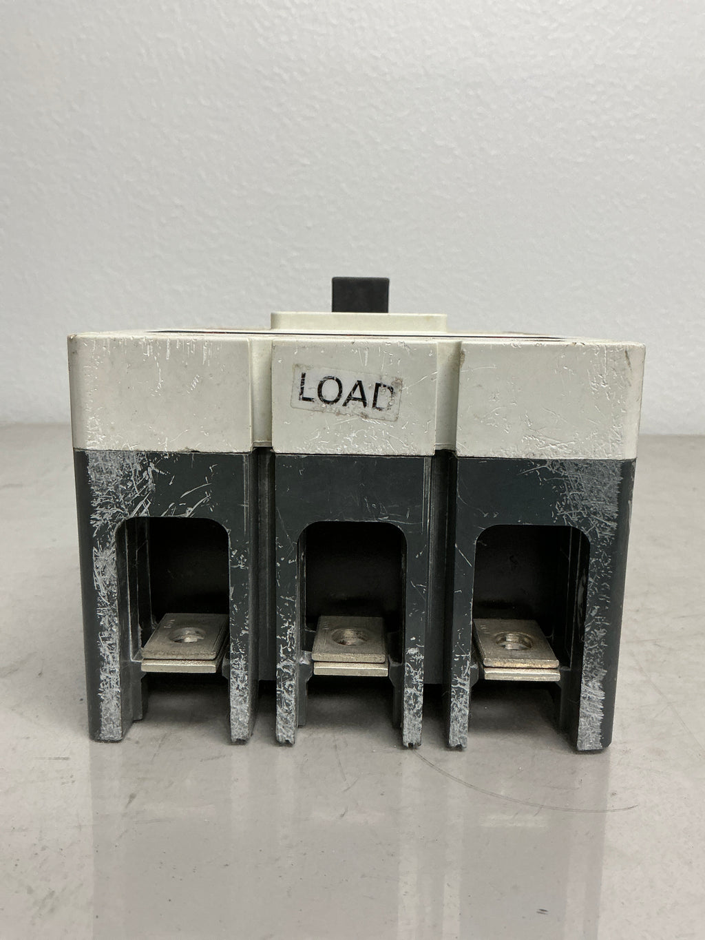 New KD3200 3 Pole, 400 Amps, 600 Volts