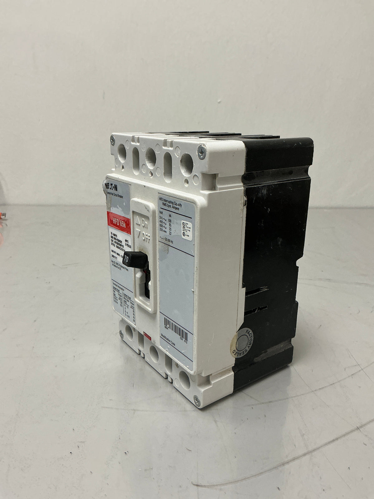 New Eaton HFD3070BP10 3Pole, 70Amps, 600 Volts Circuit Breaker