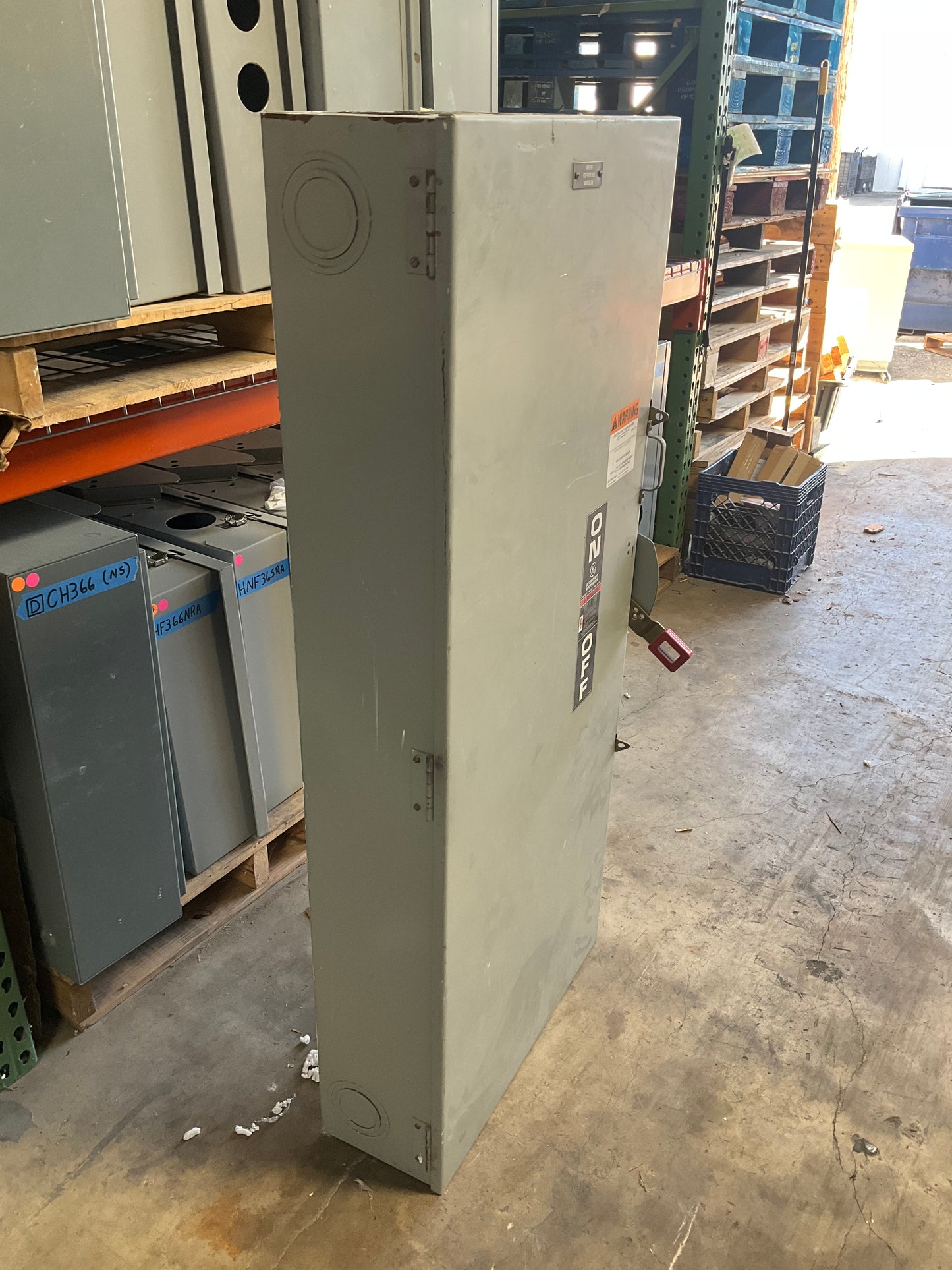 Used GE TH3365 Disconnect 400 Amp 600 Volt Fusible Indoor