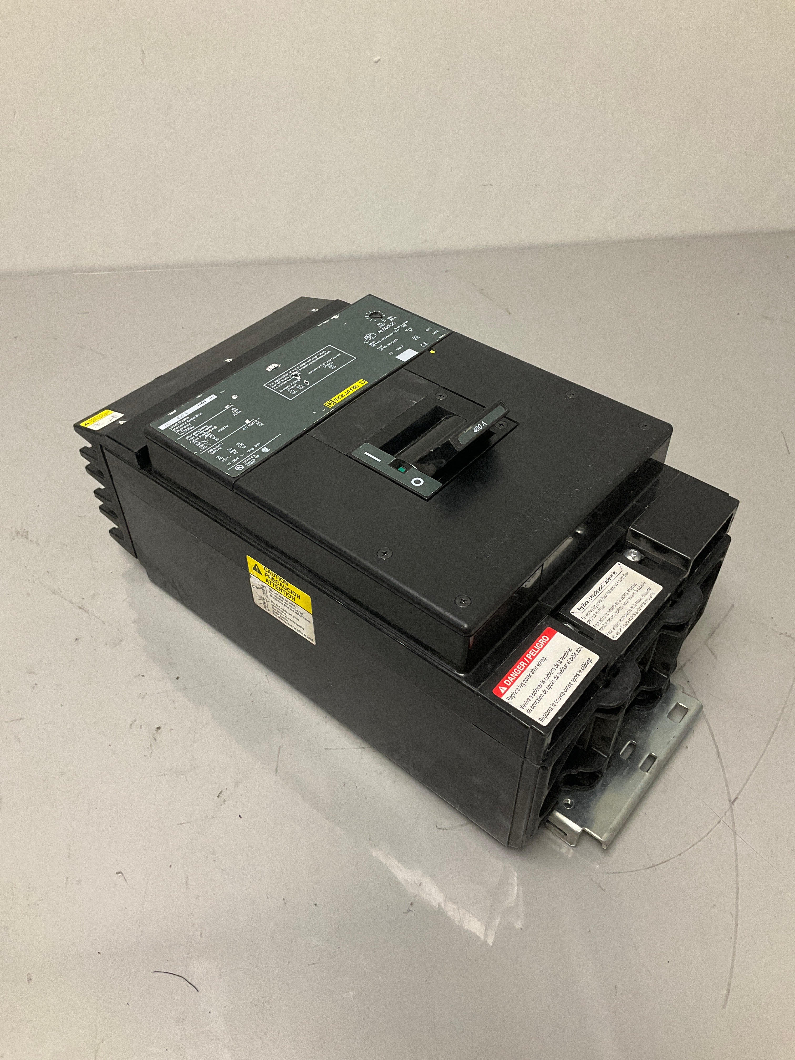 Used Square D LC36400 3 Pole, 400 Amps, 600 Volts Circuit Breaker