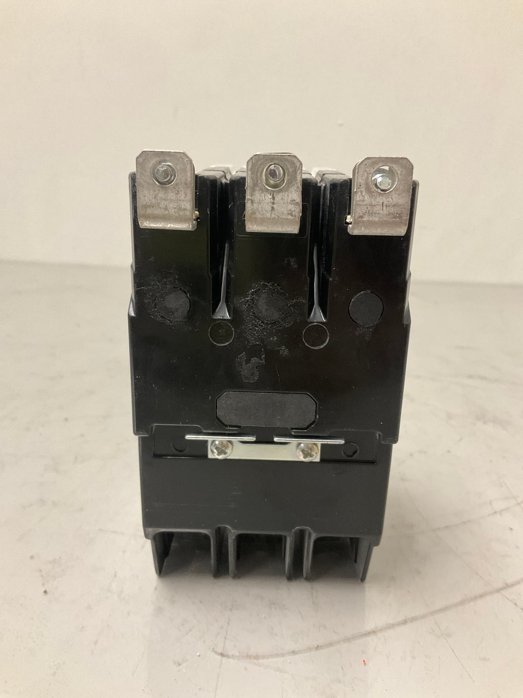 Used ABB TEYD3015B 3 Pole, 15 Amps, 480 Volts circuit Breaker