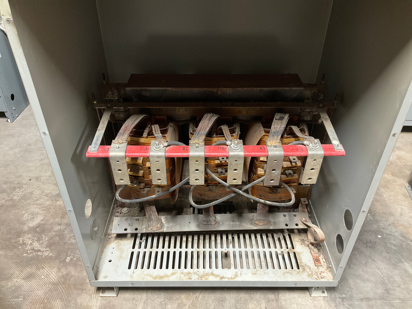 150KV Transformer 480 Primary, 208/120 Secondary, 3 Phase (item#t9)