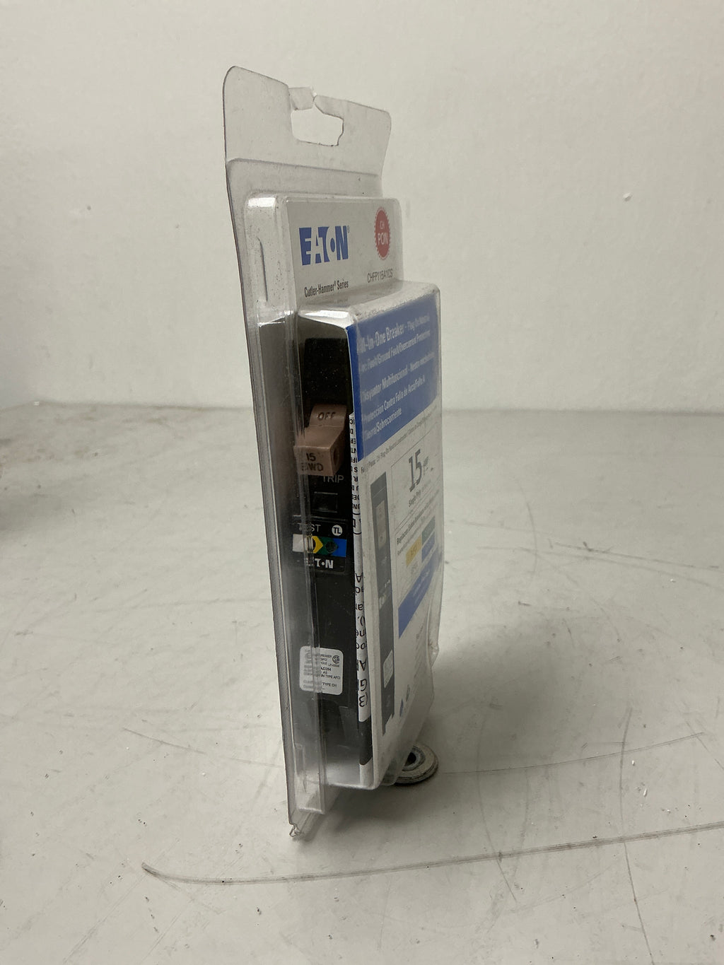 New  Eaton CHFP115A1CS 1 Pole, 15 Amps, 120 Volts Circuit Breaker