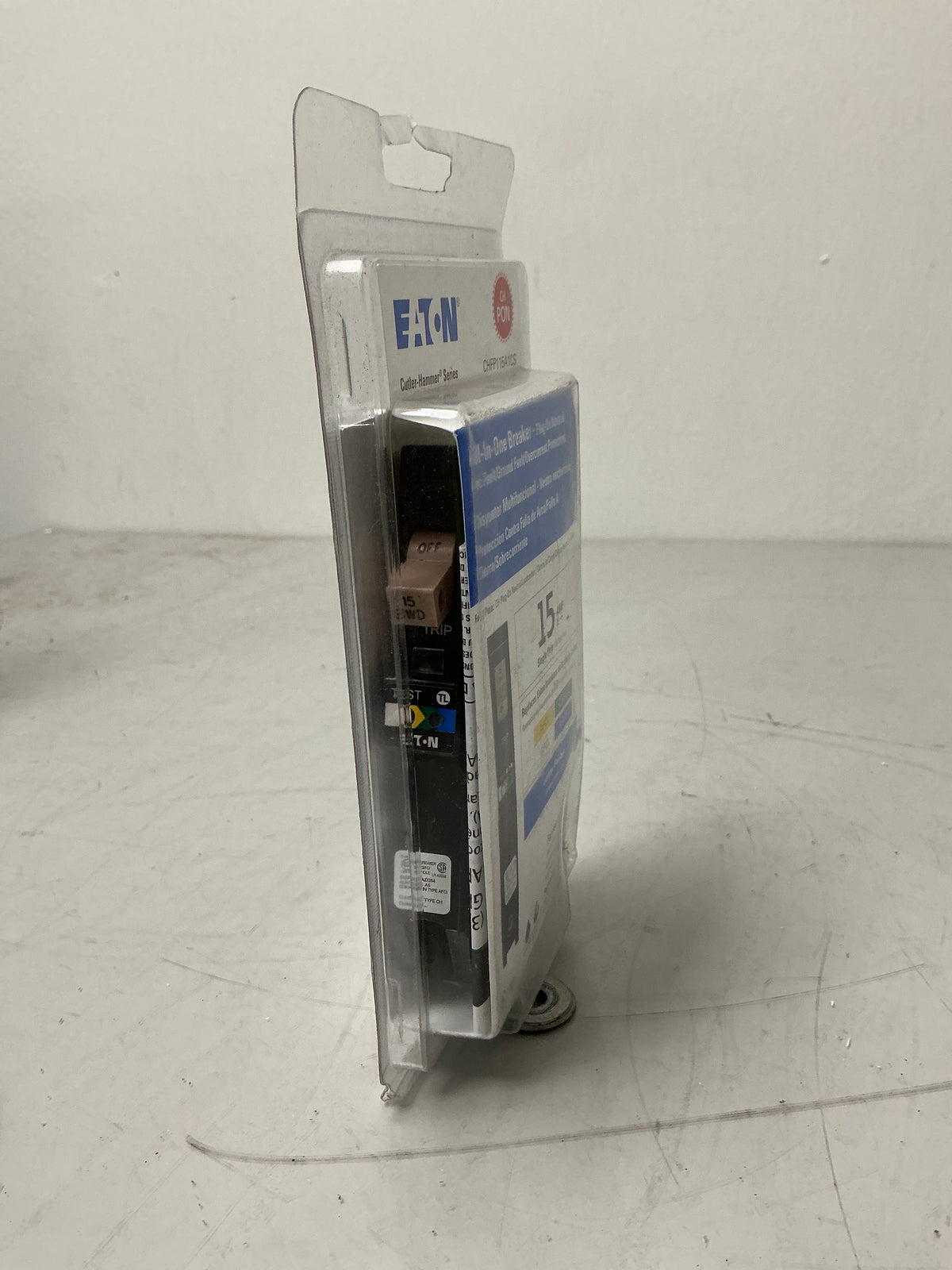 New  Eaton CHFP115A1CS 1 Pole, 15 Amps, 120 Volts Circuit Breaker