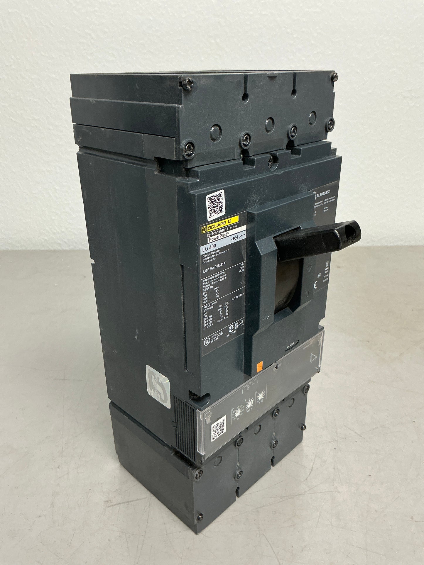 Used Square D LGP36400U31X 3 Poles, 400 Amps