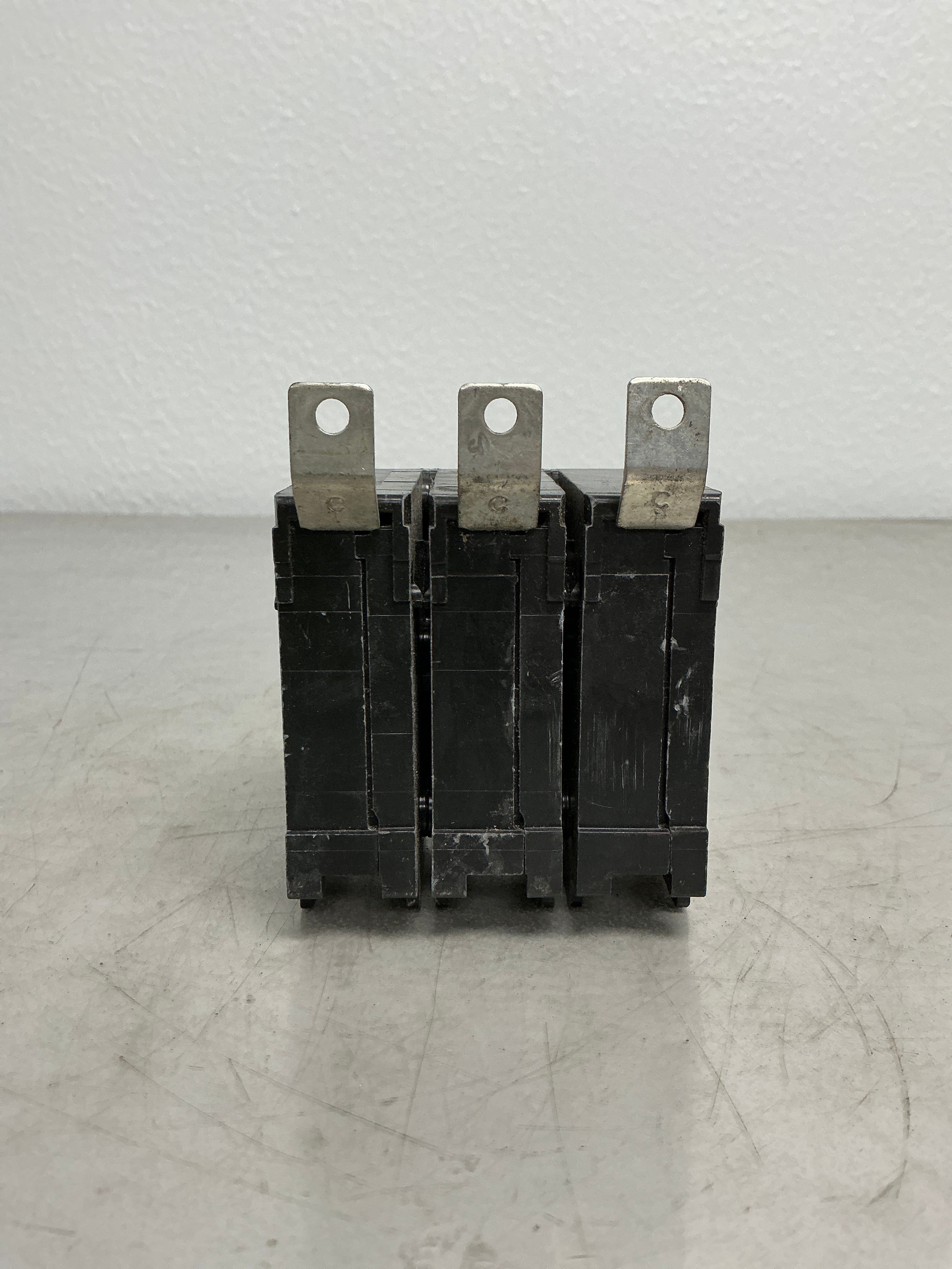 Used Siemens B360 3 Pole, 60 Amps, 240 Volts