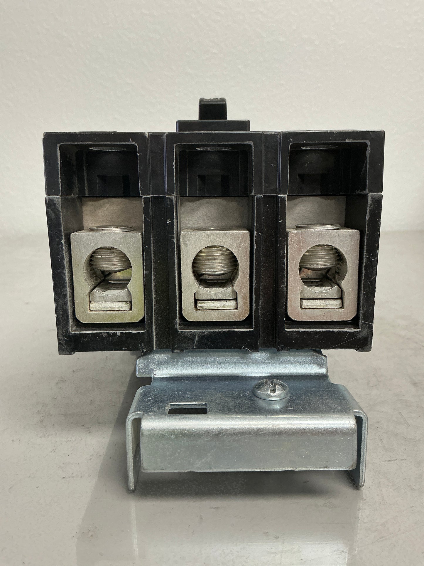 Used Square D QGA32150 3 Pole, 150 Amps, 240 Volts