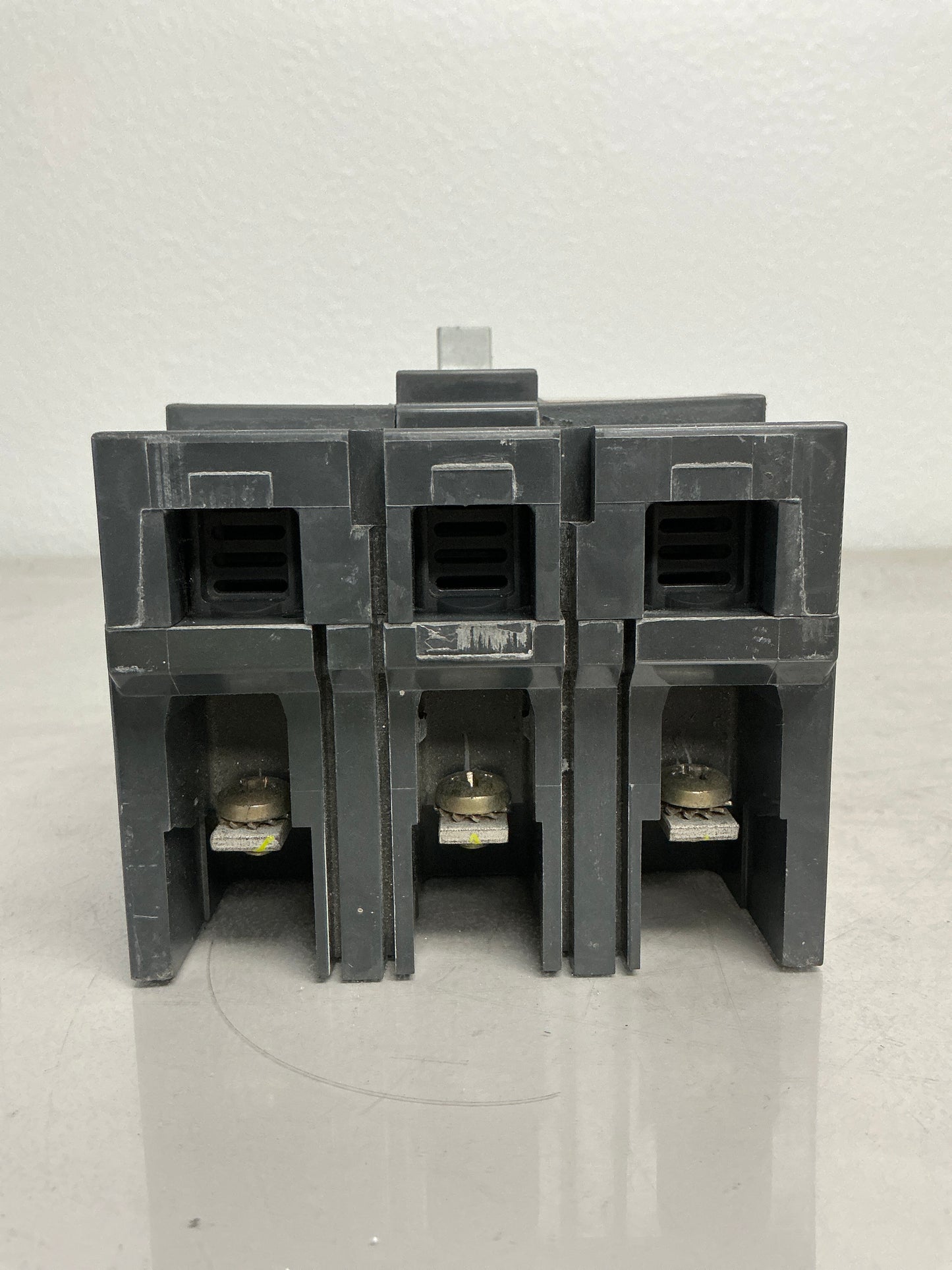 New SELA36AI0007 3 Pole, 7 Amps, 600 Volts