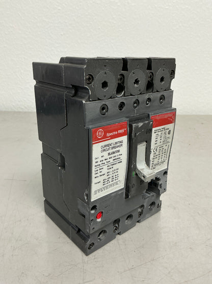 *CHIPPED* Used SELA36AT0150 3 Pole, 150 Amps, 600 Volts