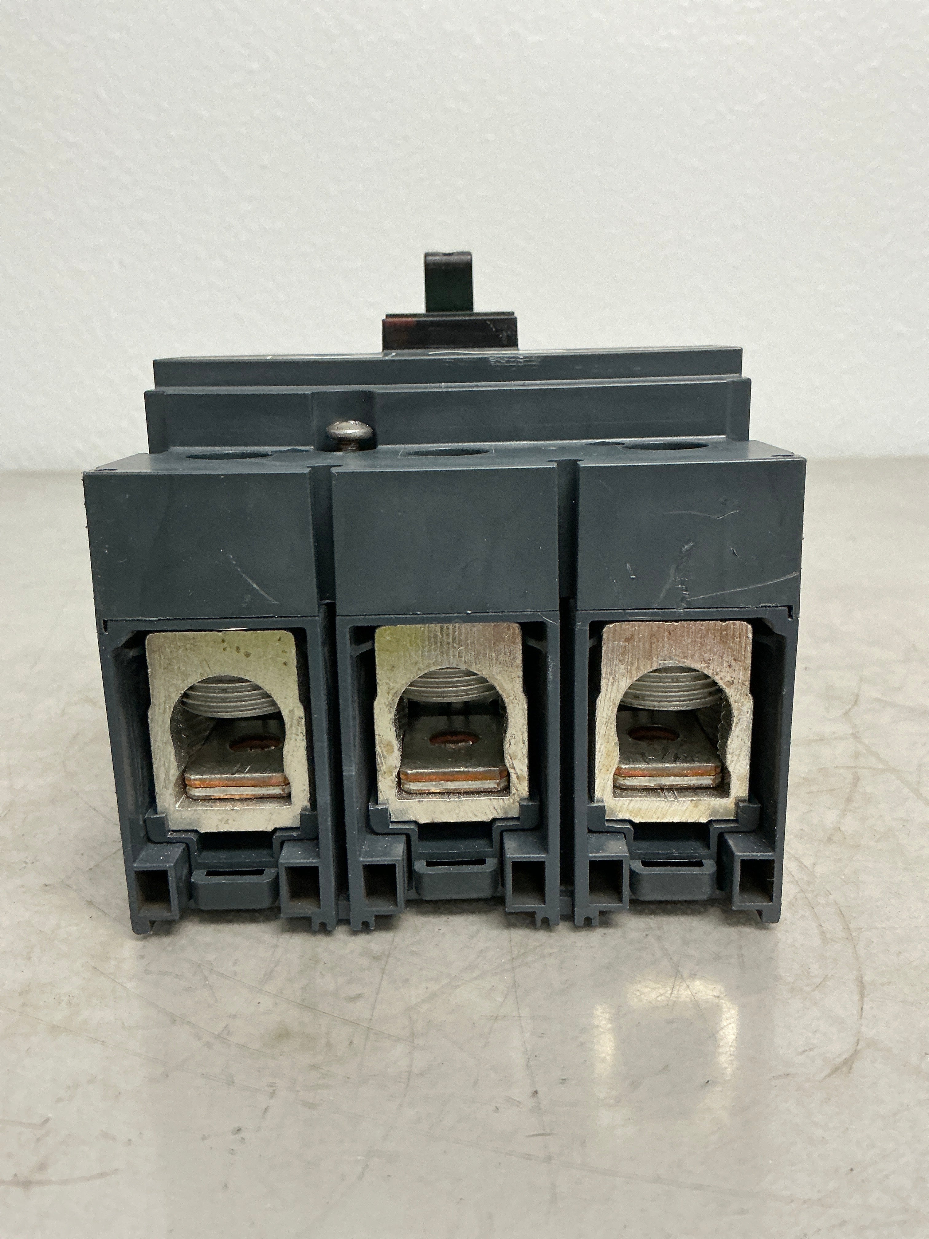 Used Square D JJL36200 3 Pole, 200 Amps, 600 Volts Circuit Breaker