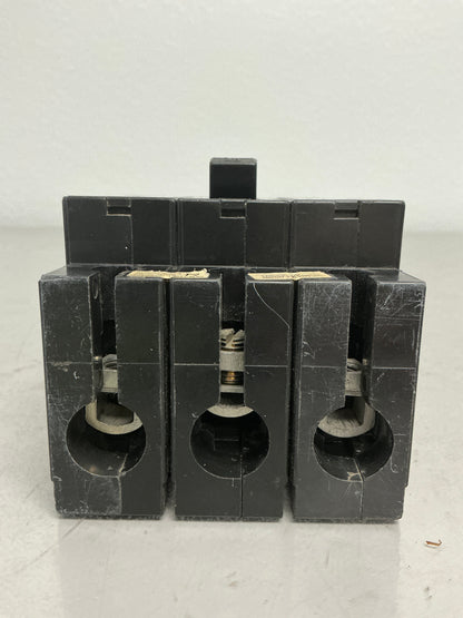 *CHIPPED* Used EH34040 3 Pole, 40 Amps, 480 Volts