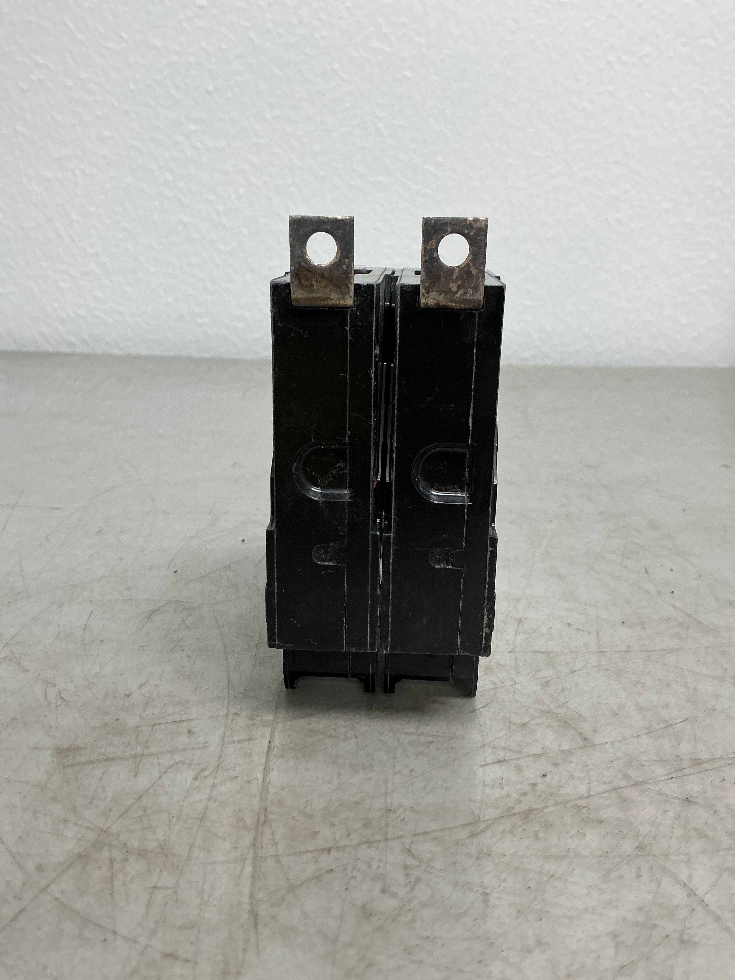 New Siemens BQD220 2 Pole, 20 Amps, 480Y/277 Volts Circuit Breaker