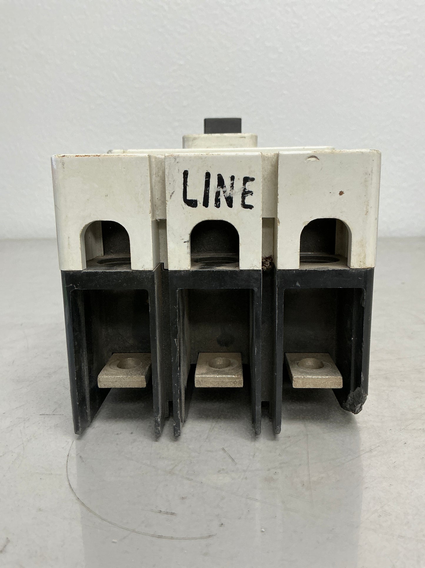 Used HJD3225 3 Pole, 250 Amps, 600 Volts