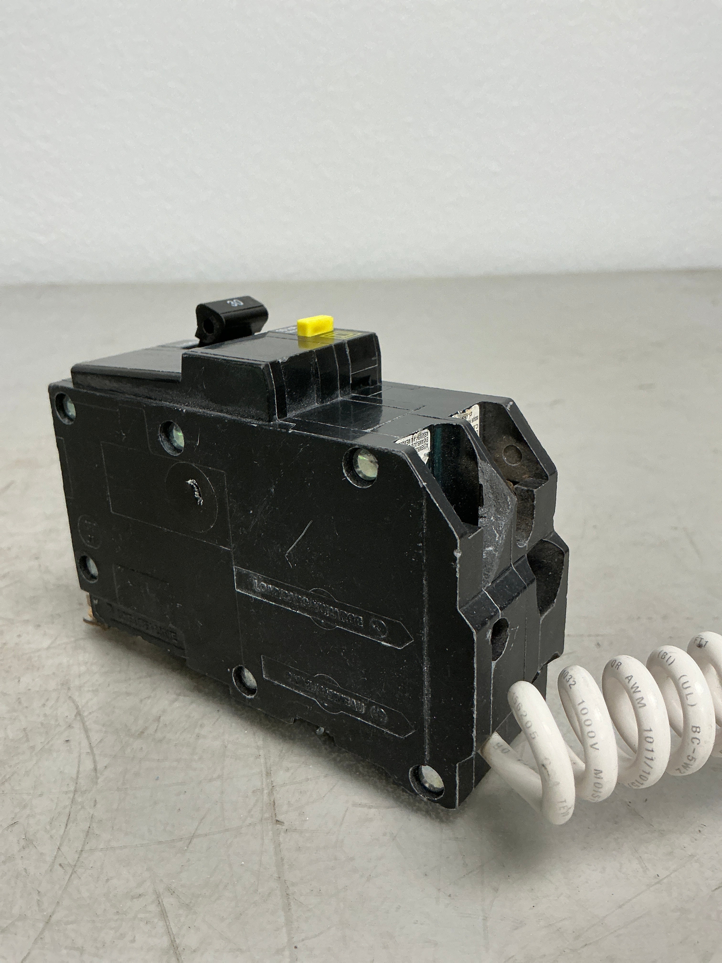 *CHIPPED* Used Square D QOB230GFCI 2 Pole, 30 Amps, 120/240 Volts Circuit Breaker