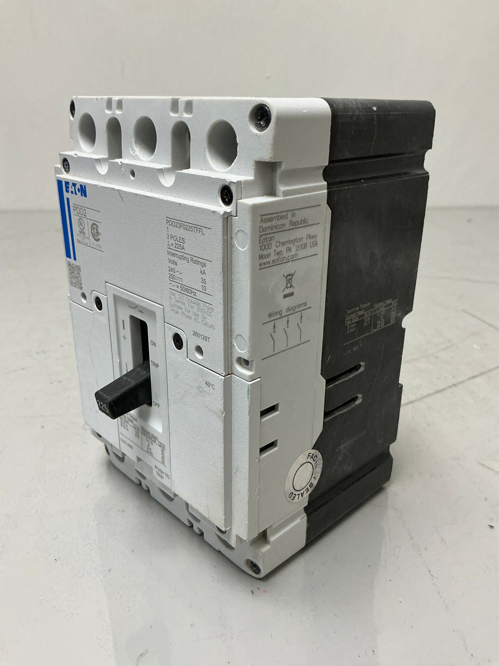 Used Eaton PDD23F0225TFFL 3 Pole, 225 Amps, 600 Volts Circuit Breaker