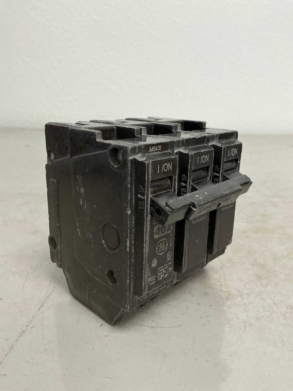 Used THQL32040 3 Pole, 40 Amps, 240 Volts