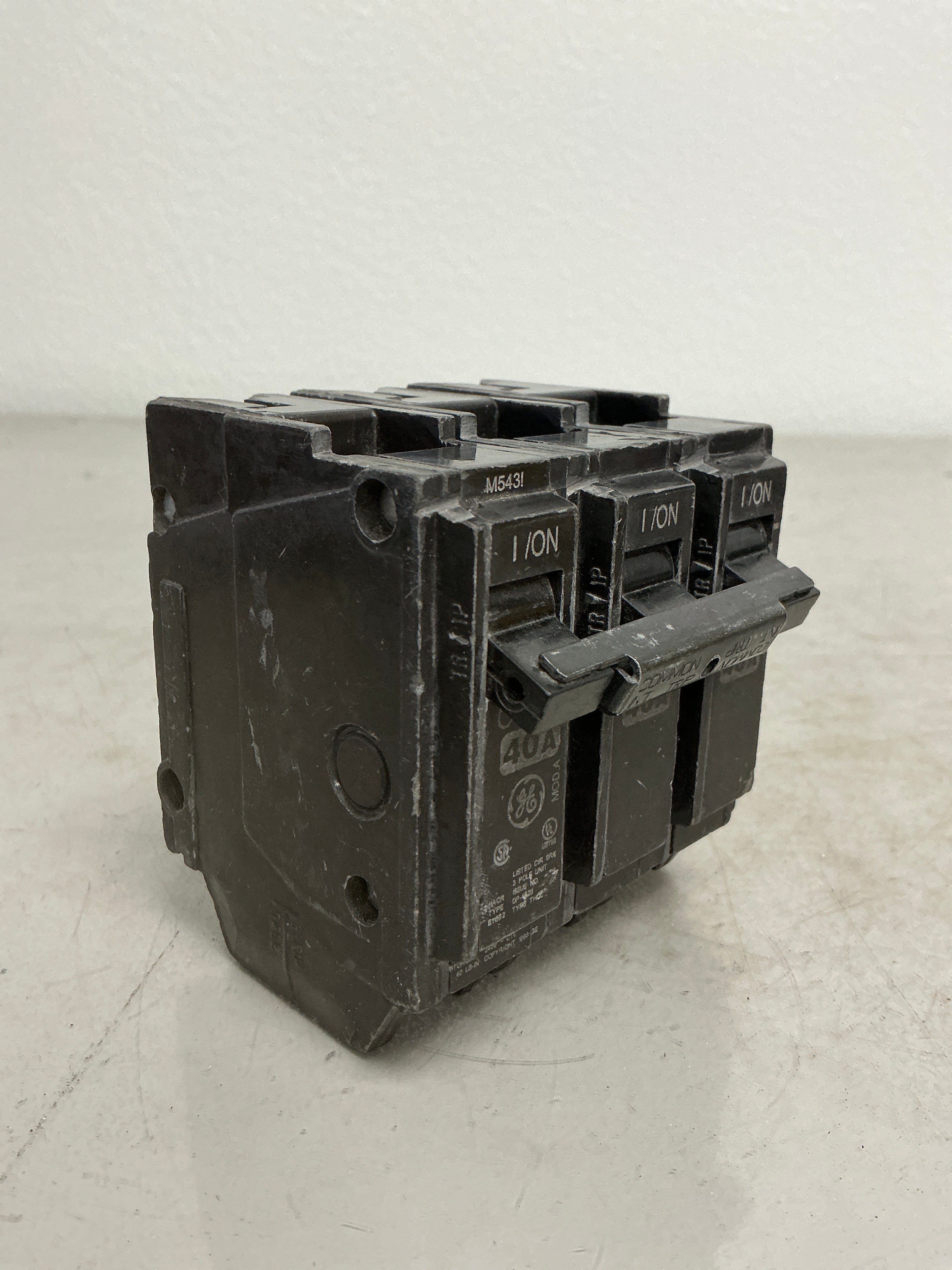 Used THQL32040 3 Pole, 40 Amps, 240 Volts