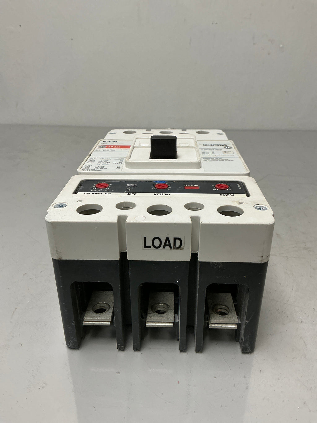 Used Eaton KD3400 3 Pole, 250 Amps, 600 Volts Circuit Breaker