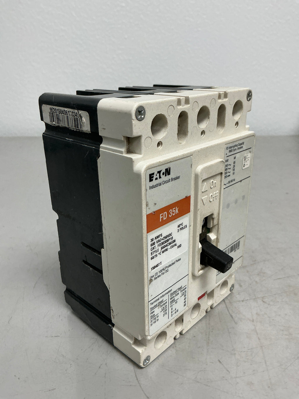 *CHIPPED* Used FD3030BP10 3 Poles, 30 Amps, 600 Volts