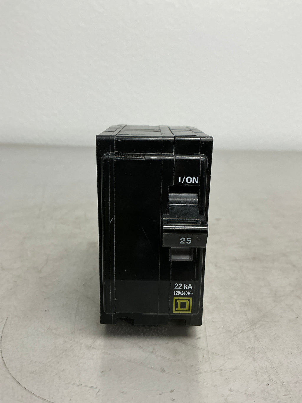 Used Square D QO225 2 Pole, 25 Amps, 240 Volts