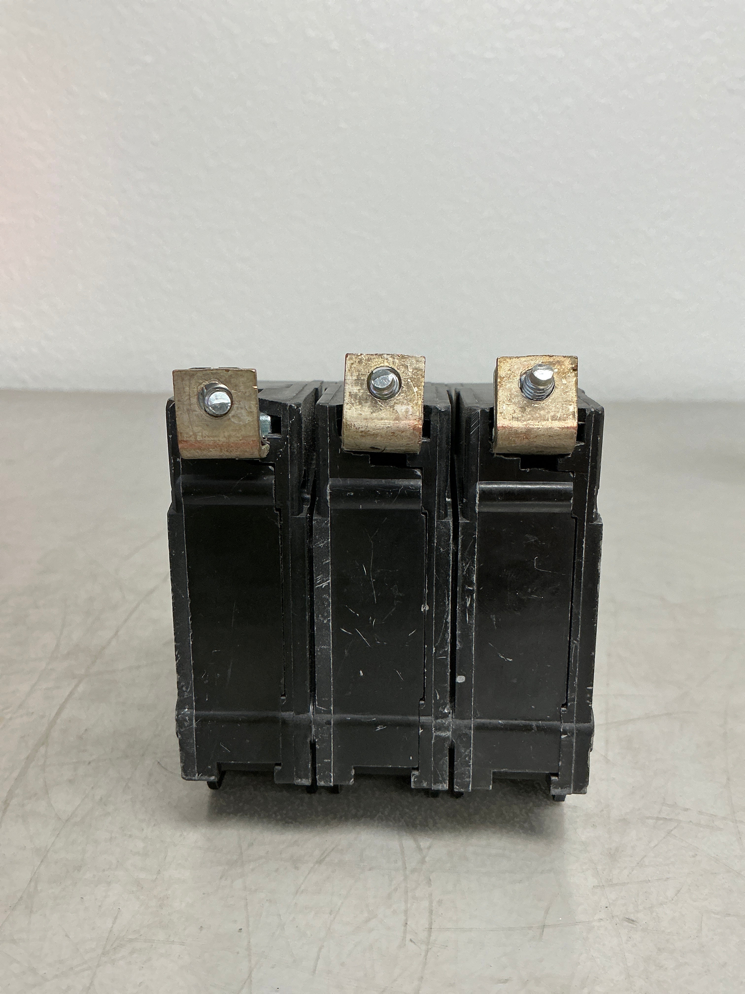 Used THQB32015 3 Pole, 15 Amps, 240 Volts