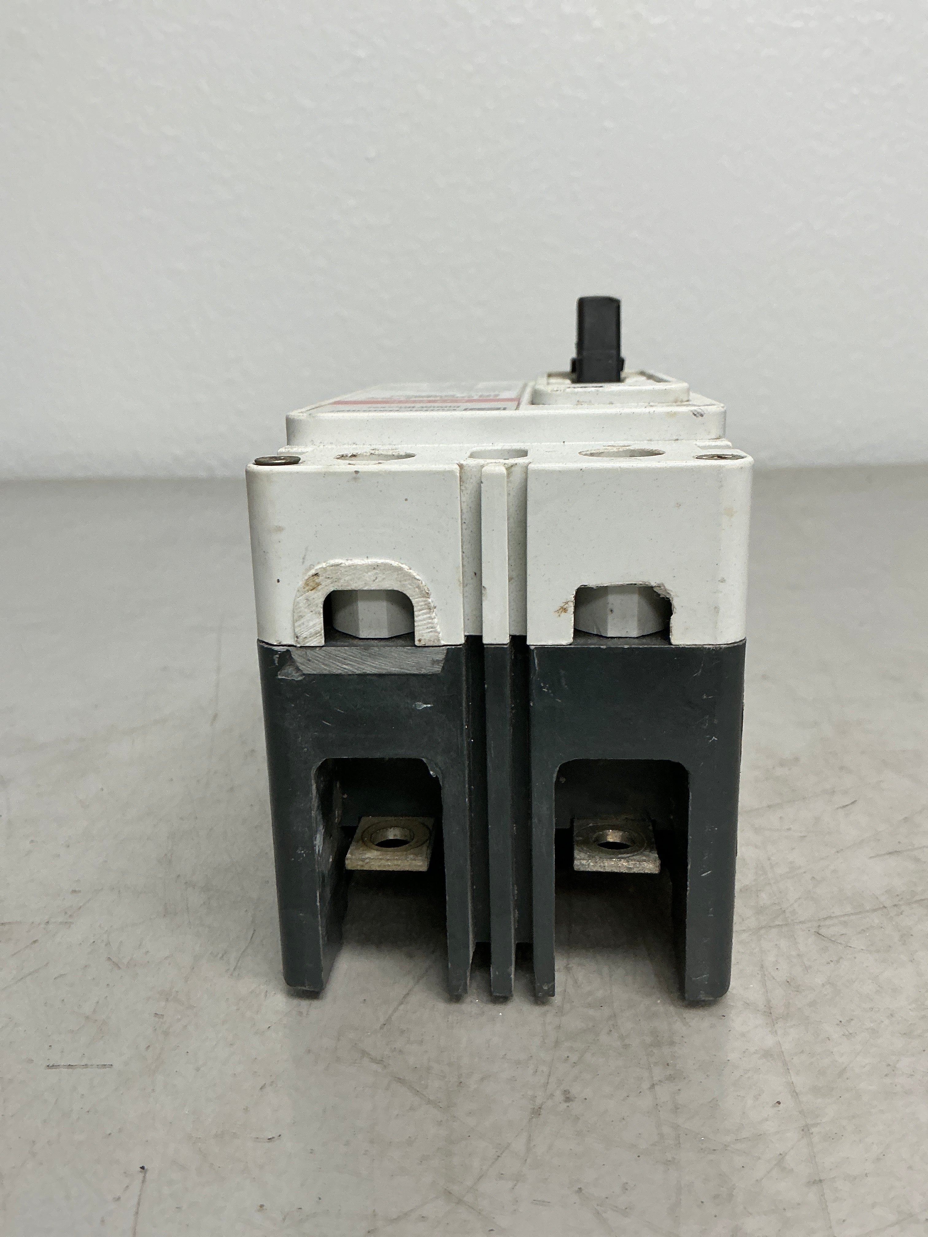 Used ED2200 2 Pole, 200 Amps, 240 Volts