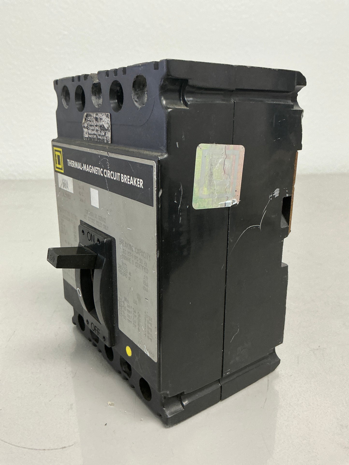 *CHIPPED* Used Square D FAL34060 3 Pole, 60 Amps, 480 Volts