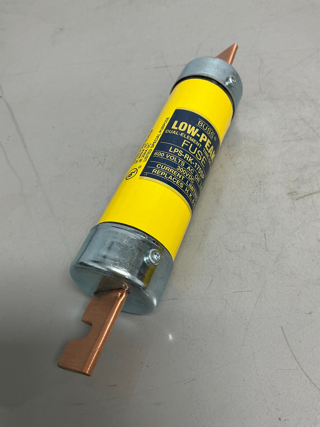 New LPS-RK-175SP 175 Amp 600 Volt Fuse