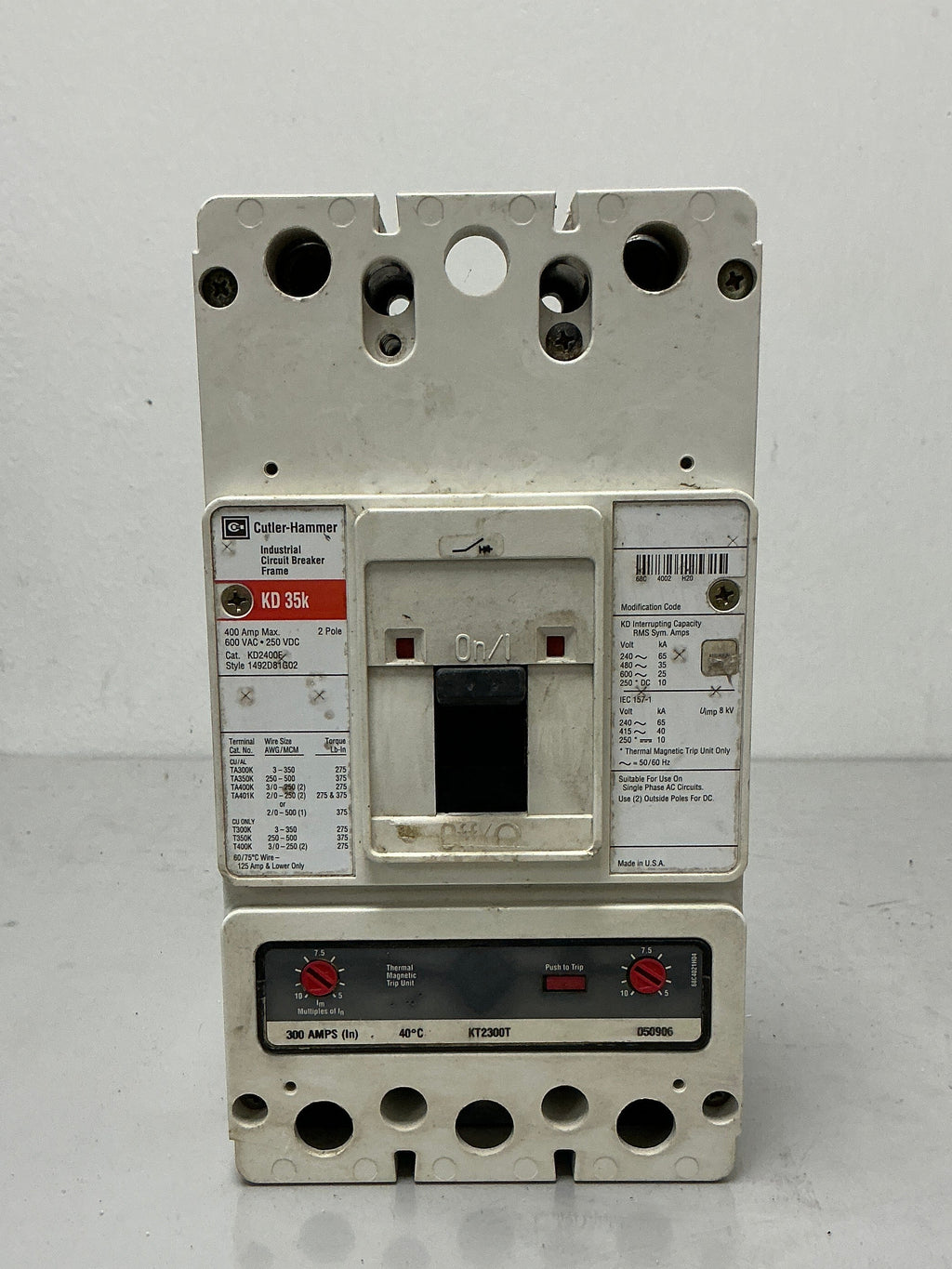Used Cutler-Hammer KD2400 2 Pole, 400 Amps, 600 Volts, Circuit Breaker