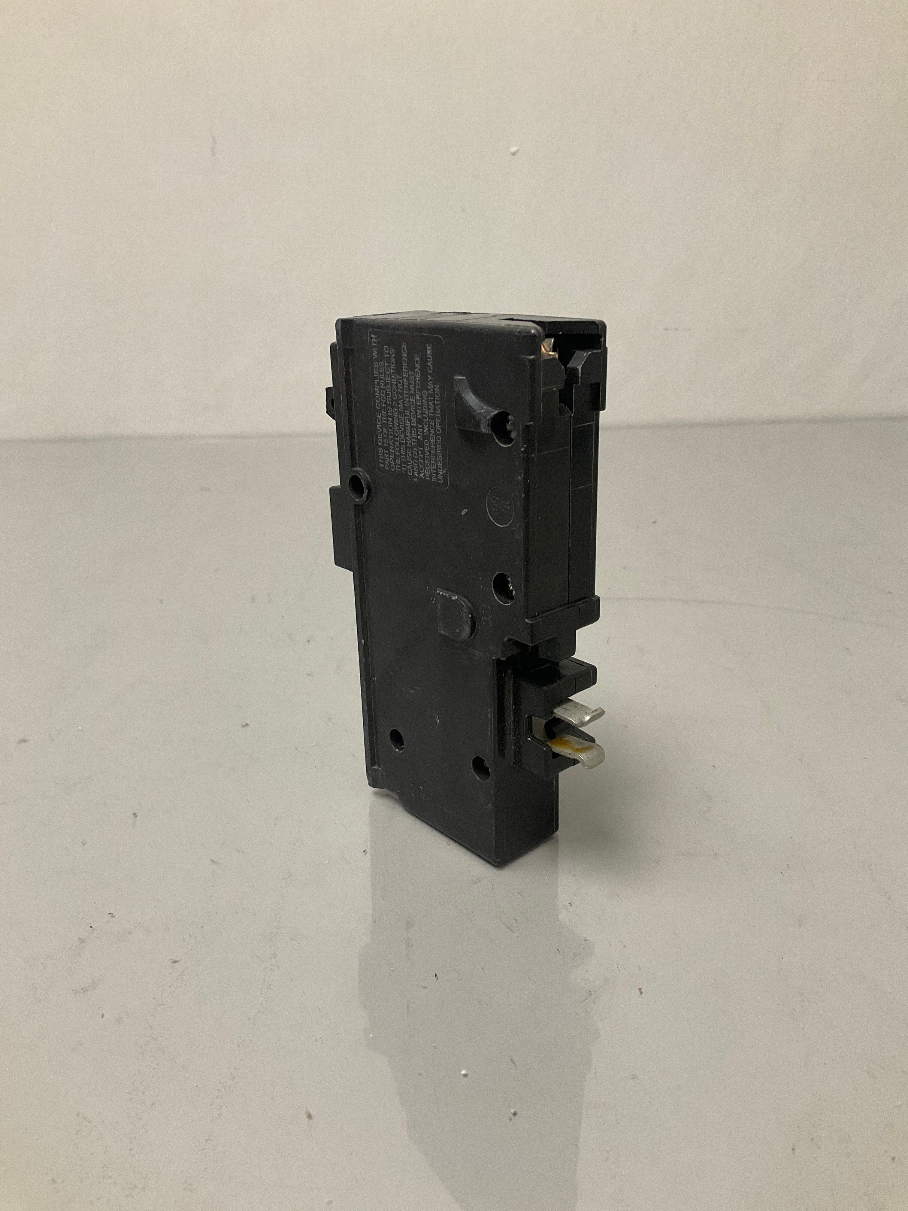 Used Square D HOM115PCAFI 1 Pole, 15 Amps, 120 Volts Circuit Breaker