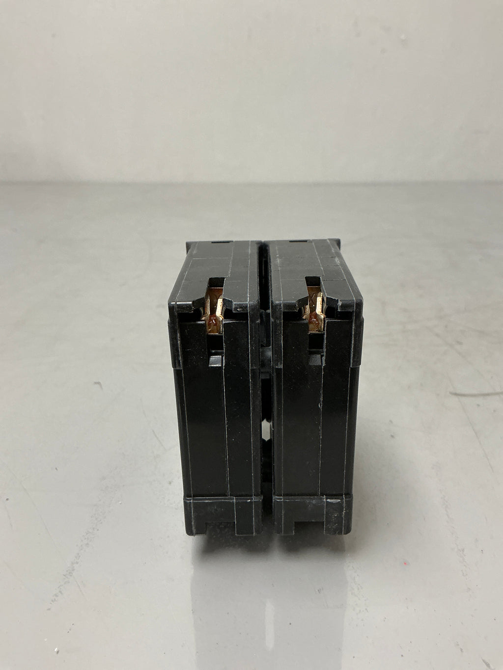 New Square D HOM240 2 Pole, 40 Amps, 240 Volts, Circuit Breaker