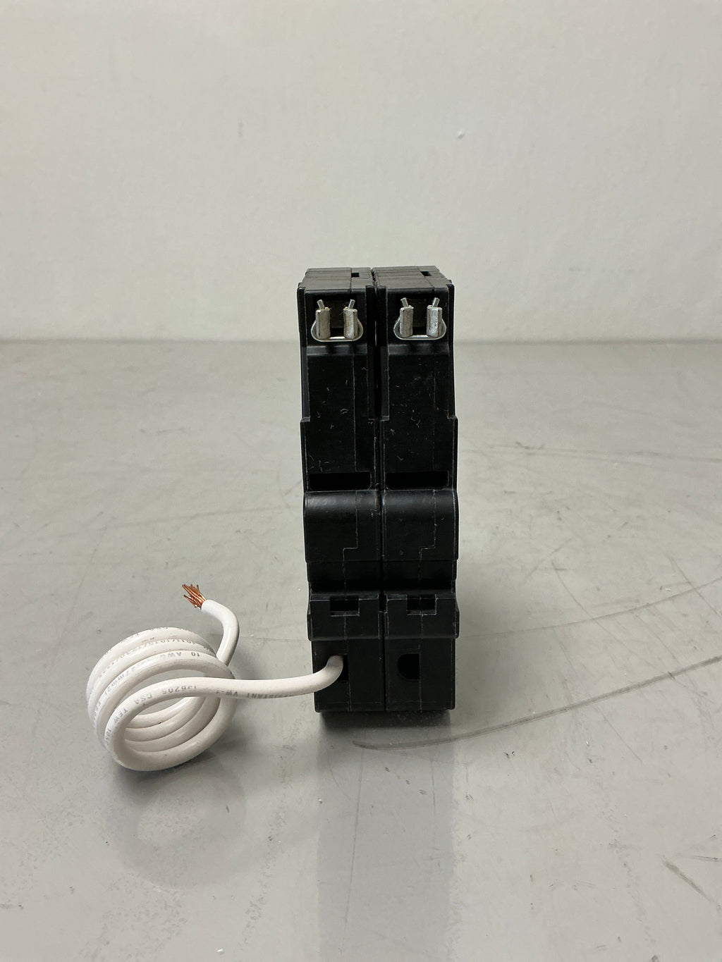 New Eaton CHN240GF 2 Pole, 40 Amps, 120/240 Volt Circuit Breaker