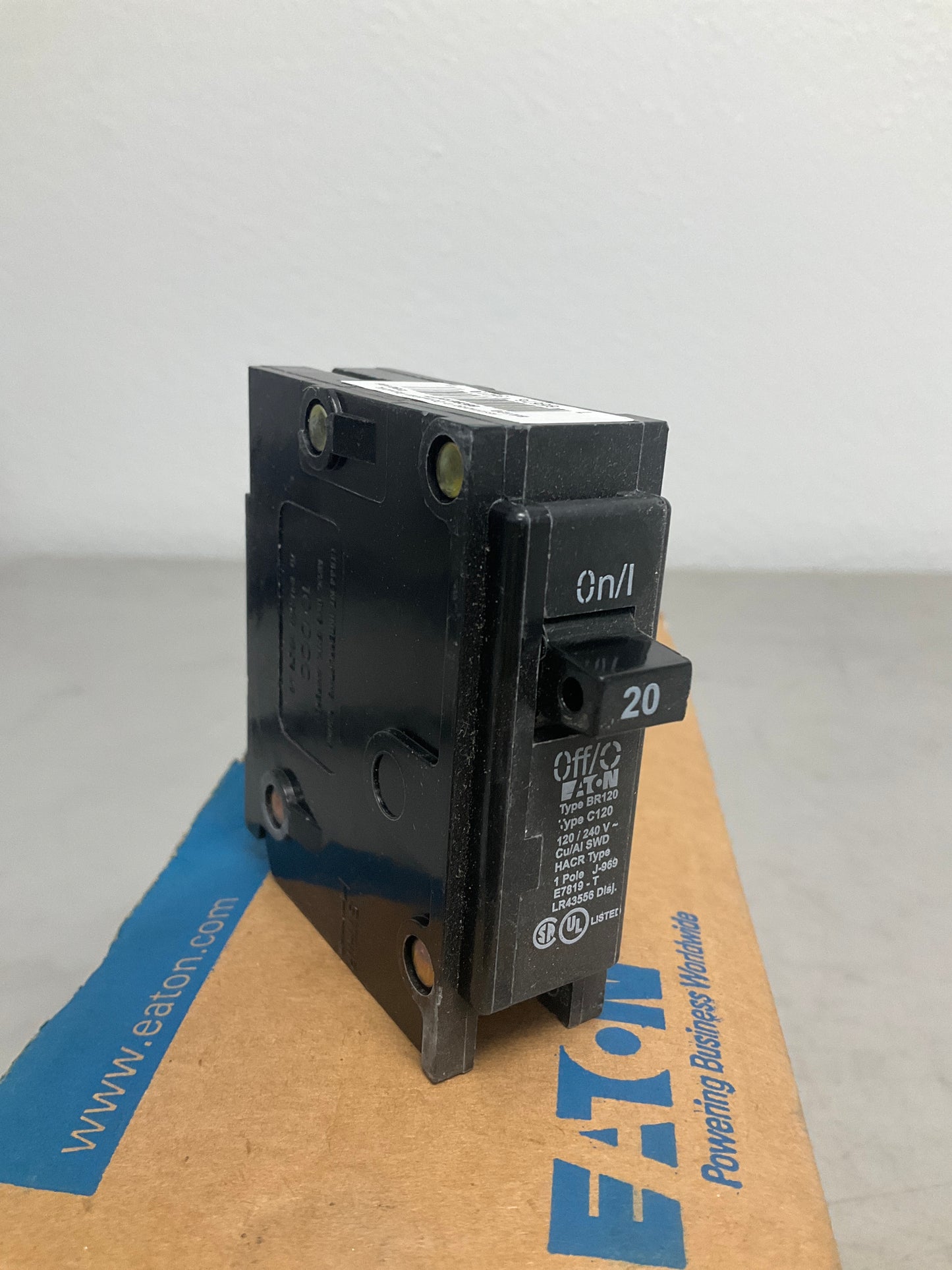 New Eaton BR120 1 Pole, 20 Amps, 240 Volts