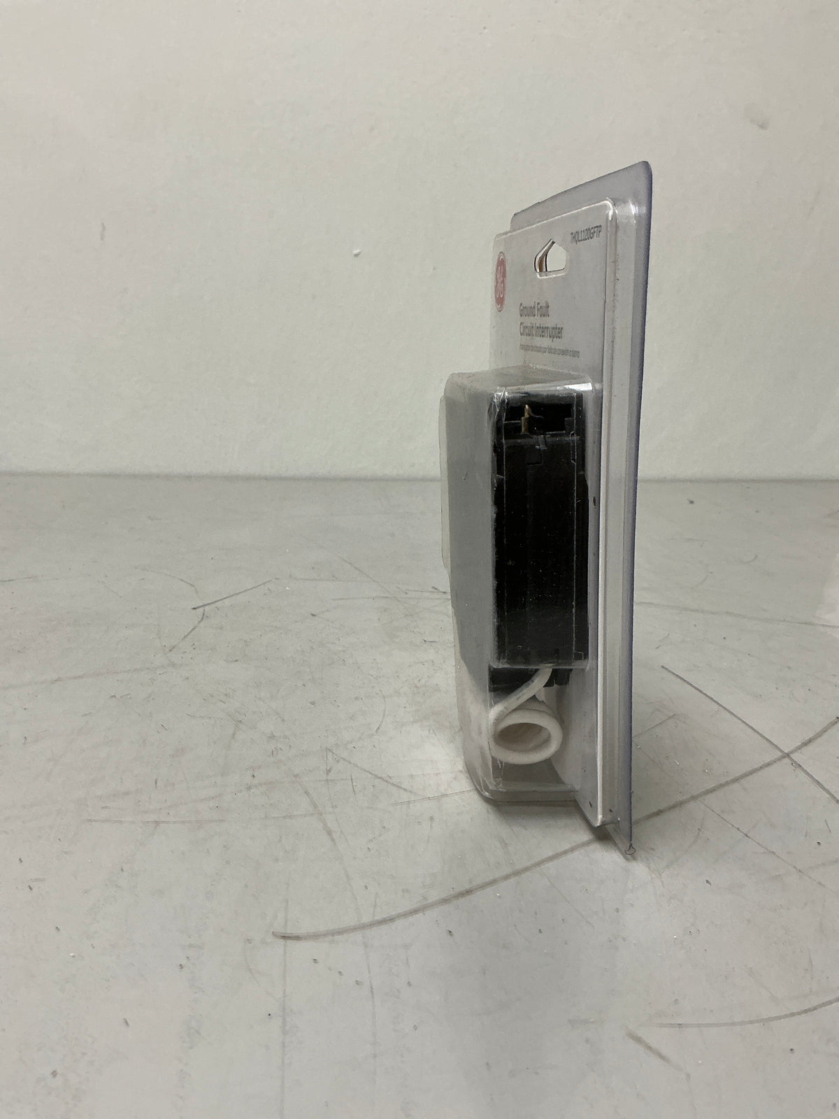 New GE THQL1120GFTP 1 Pole, 20 Amps, 120 Volts, Circuit Breaker